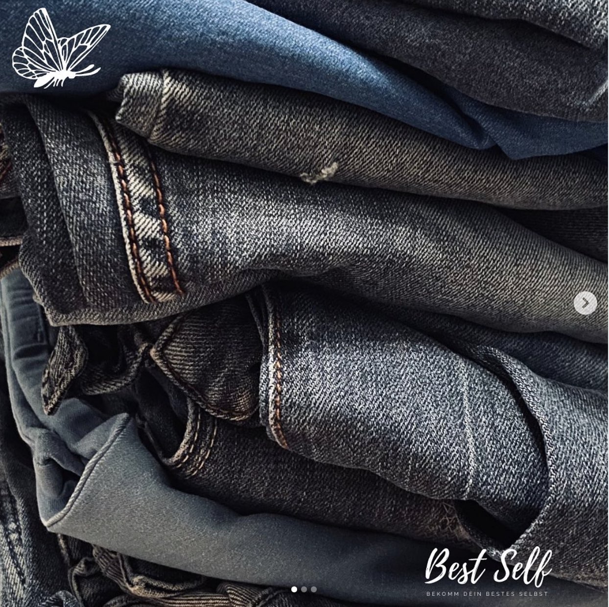 Jeans Post Mehrere Jeanshosen aufeinander